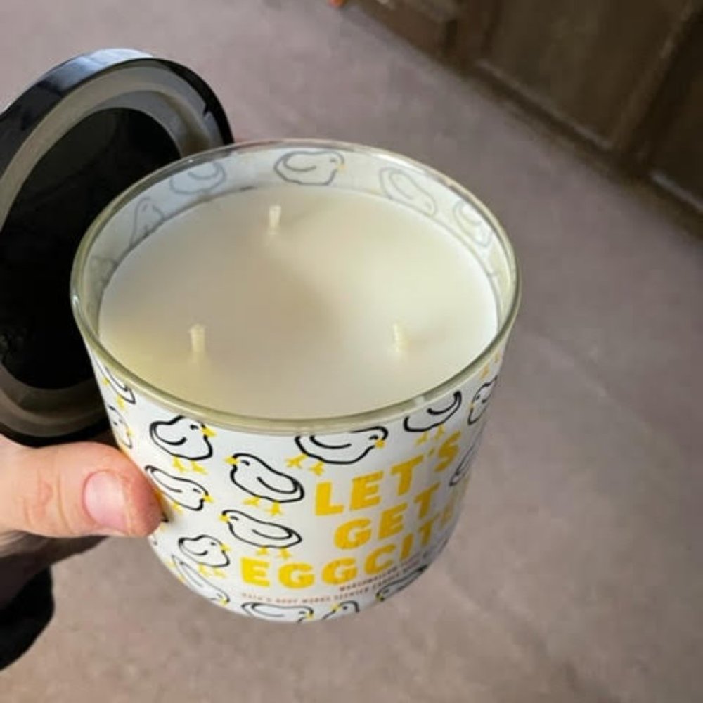 Bath and Body Works 3 wick Candle- Lets Get Eggcited
